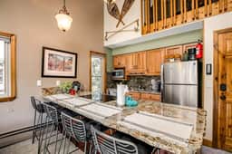 Breckenridge A12 Col · Walk to Lifts - Penthouse in Heart of Breckenridge