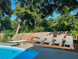 Travis Heights Home: Pool & walk to S. Congress