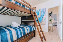 Walk to Whitecap Beach - Heated Pool, AC, Parking
