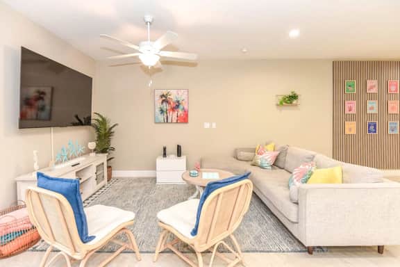 Beach Bliss, 5 MIN to BEACH-Game Room, Parking, AC - Image 2