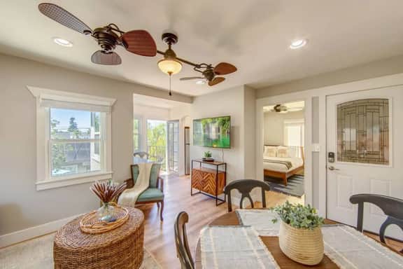 Coronado Unit 4 - B Ave Bungalows · Loft-style 1/1, 5-10 Min Walk to Coronado Beach!