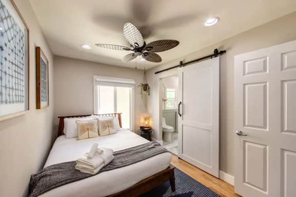 Coronado Unit 4 - B Ave Bungalows · Loft-style 1/1, 5-10 Min Walk to Coronado Beach!