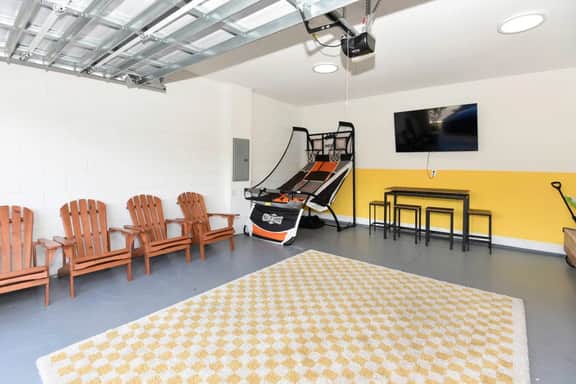 Luxury Beach House | OCEAN VIEW | Game Room | 3 BR