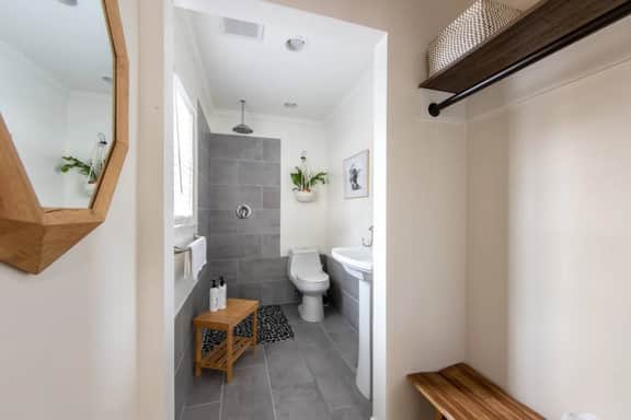 Unit A - B Ave Bungalows · Cozy Beach Studio, 5 Min Walk to Coronado Beach!