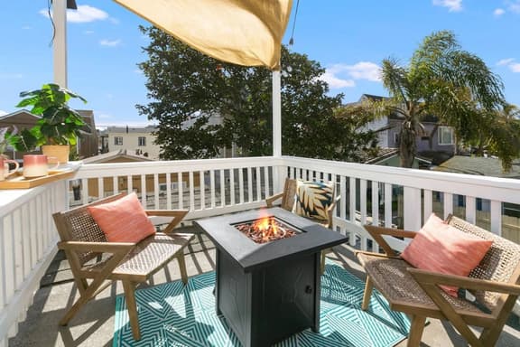 820.5 Portsmouth Relaunch · Between Mission Bay & Beach Patio, Firepit