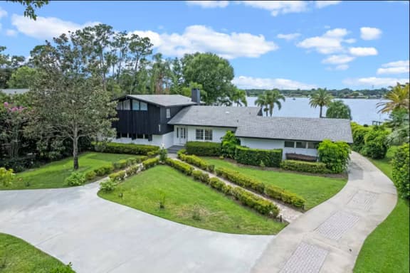 Lake House + Pool, Dock, Walk to Universal Studios - Image 1